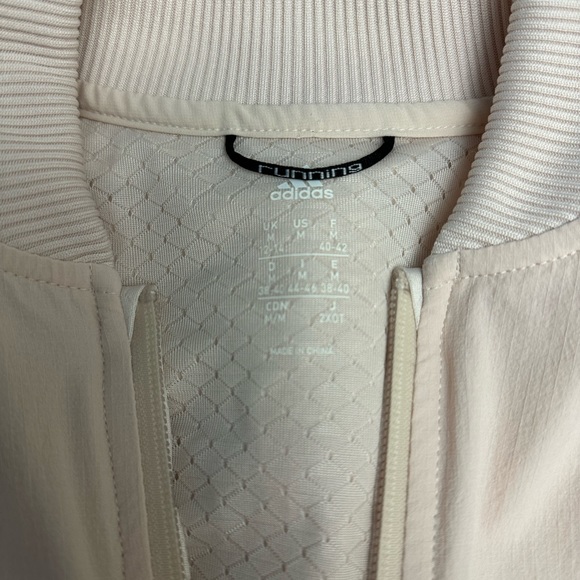 ADIDAS Ultra Energy Running Vest - Picture 8 of 9